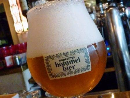 Nice head on a Hommel Bier